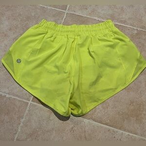 Lululemon hottie hot low rise shorts 2.5 inch, size 2 - bright yellow